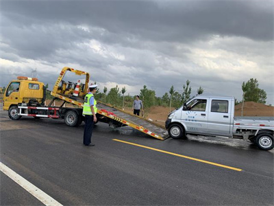 吉隆高速公路救援